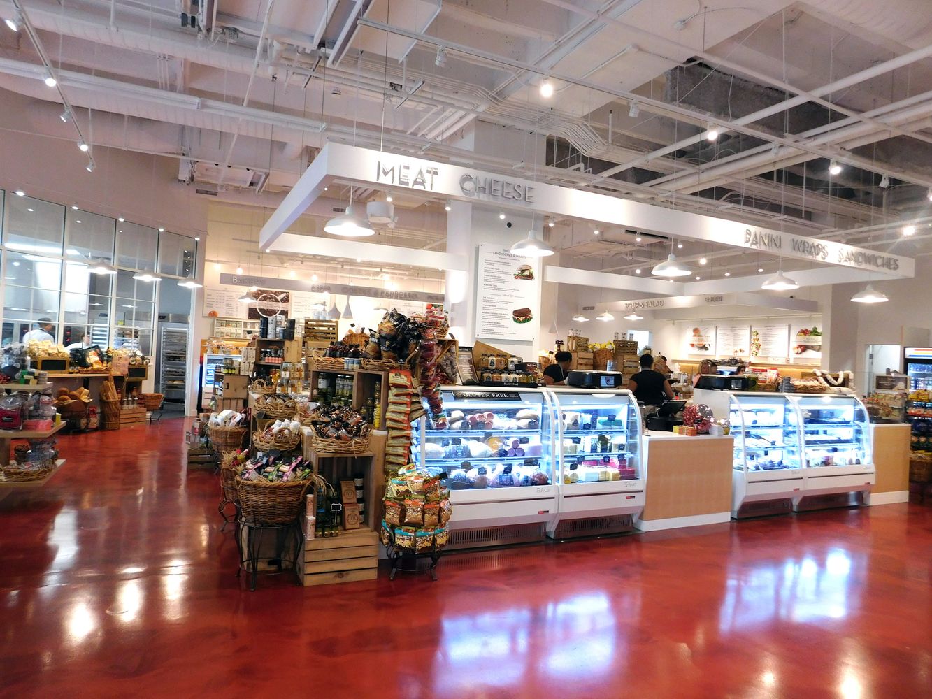 RiverCenter I: 50 E Rivercenter Blvd, Covington, KY 41011